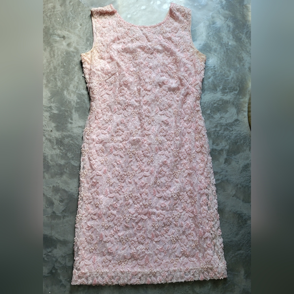 Stunning Beaded 1960s Dress 🎀